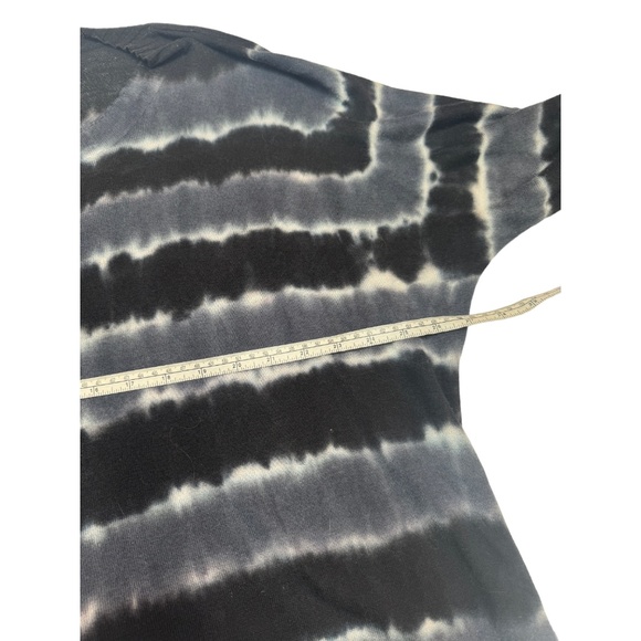 RED Saks Fifth Avenue Black/Grey Oversized Pullover Sweater Size M - Picture 9 of 10